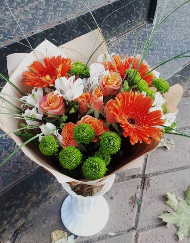 Букет цветов из: Герберы, Хризантемы, Альстромерии и Розы в Верхошижемье