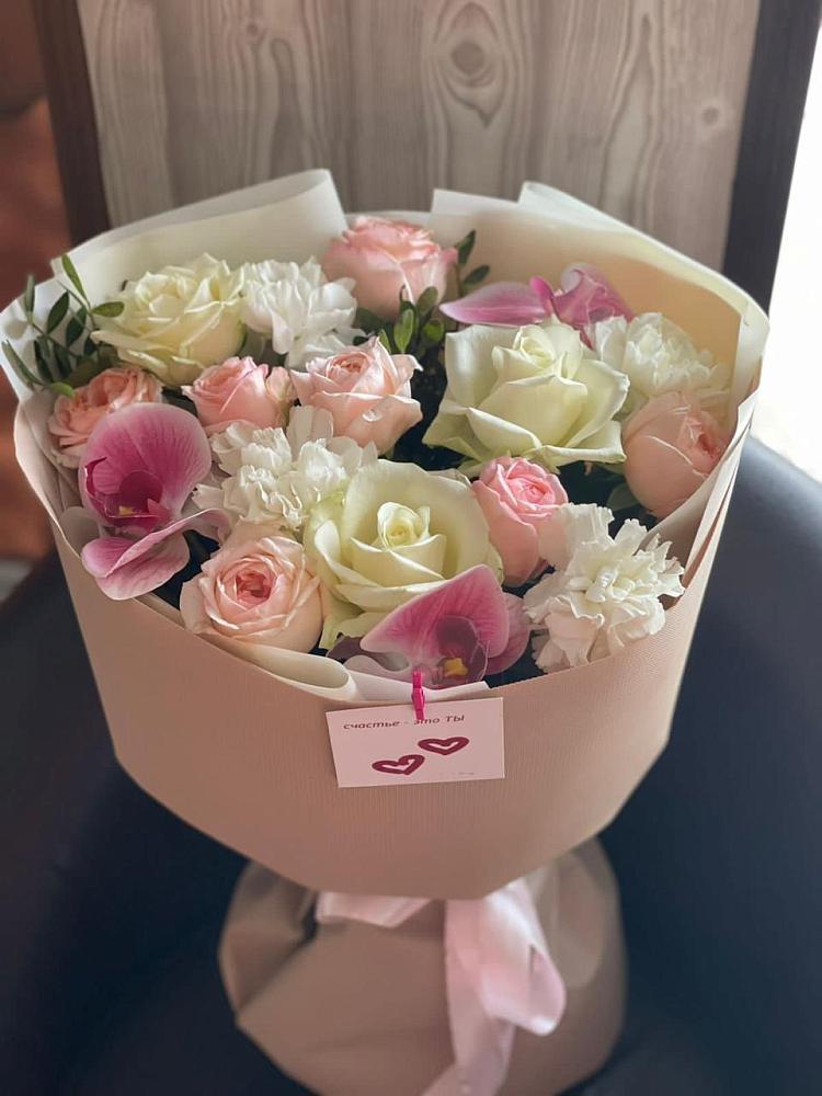 Букет цветов из: Орхидеи, Розы и Гвоздики в Верхошижемье