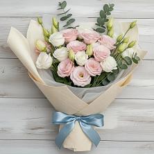 Букет цветов из:  Лизиантусы в Верхошижемье