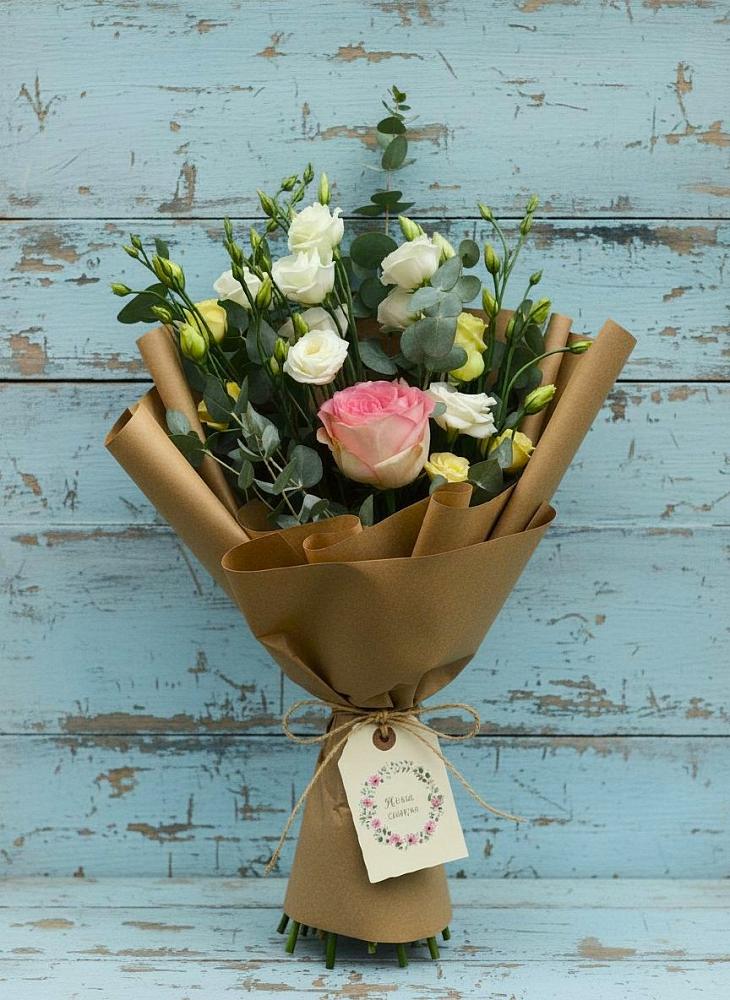 Букет цветов из: Розы и Лизиантусы в Верхошижемье