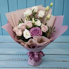 Букет цветов из:  Розы и Лизиантусы в Верхошижемье