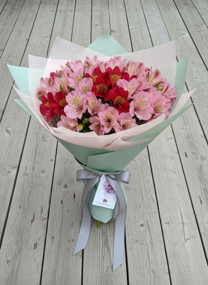 Букет цветов из: Альстромерии в Верхошижемье