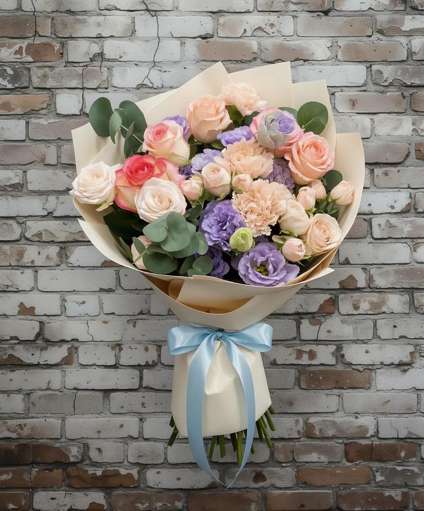 Букет цветов из: Розы, Лизиантусы и Гвоздики в Верхошижемье