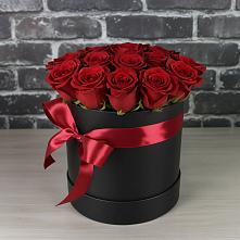 Цветочная композиция из Розы в шляпной коробке в Верхошижемье