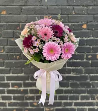 Букет цветов из:  Герберы и Хризантемы #REPLACE_PRED# Верхошижемье