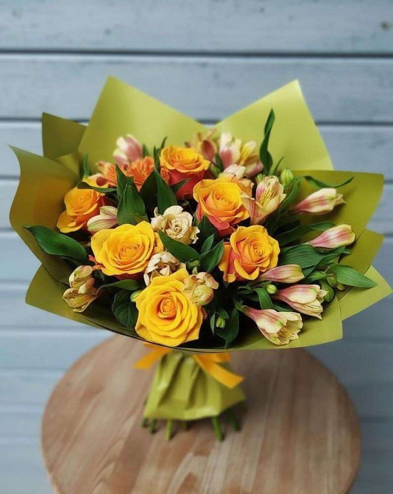 Букет цветов из: Альстромерии и Розы в Верхошижемье