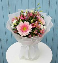 Букет цветов из:  Герберы, Альстромерии и Лизиантусы в Верхошижемье